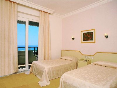 Kleopatra Hermes - Клеопатра Гермес 3*